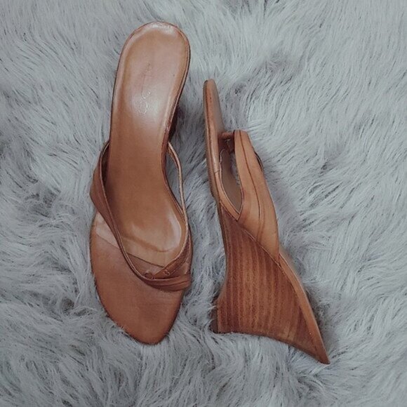 Vintage Slip on Kitten heel leather Sandal - Picture 5 of 12